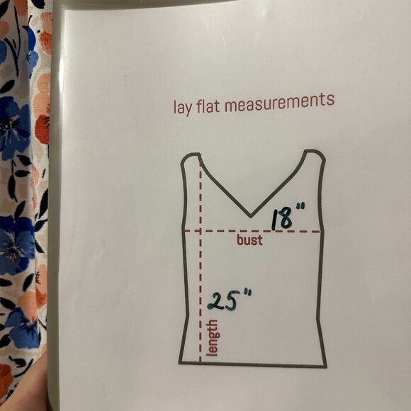 NWT Ann Taylor - Floral Blouse - Size M - Picture 8 of 8